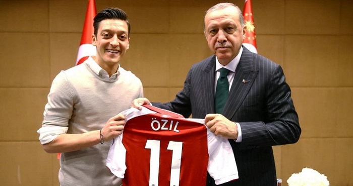 ozil-erdogan1