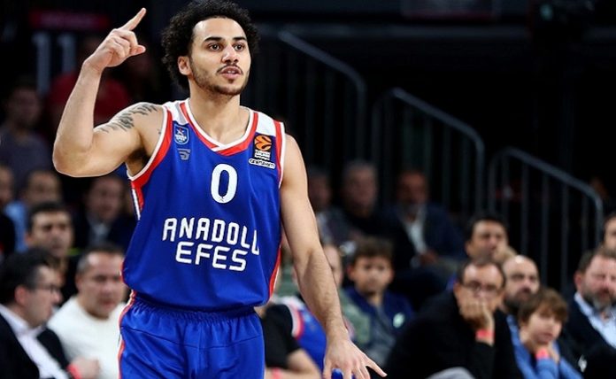 shane-larkin-anadolu-efes