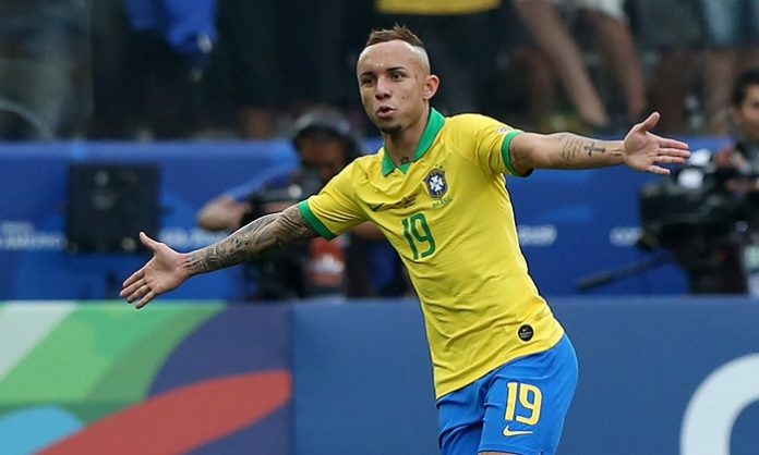 everton-soares