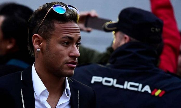 Neymar-barcelona court